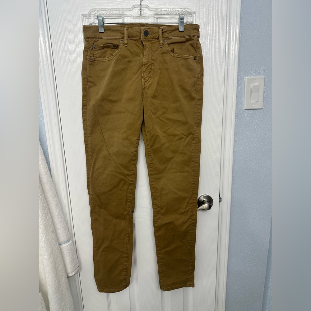 American Eagle tan chino men’s pants skinny 31x32